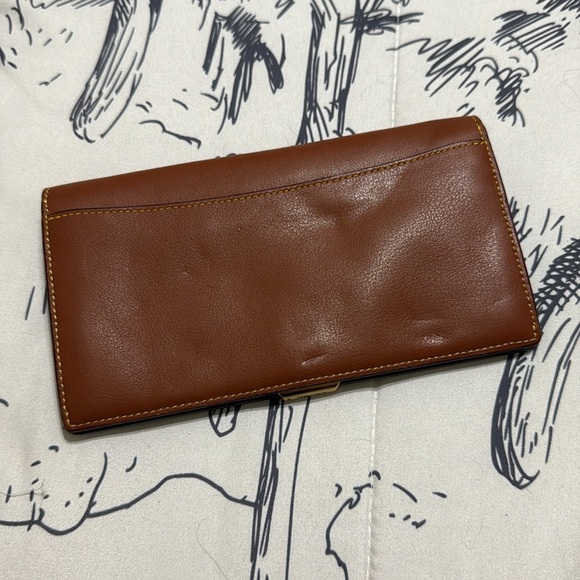 Coach - Picture 4 of 4